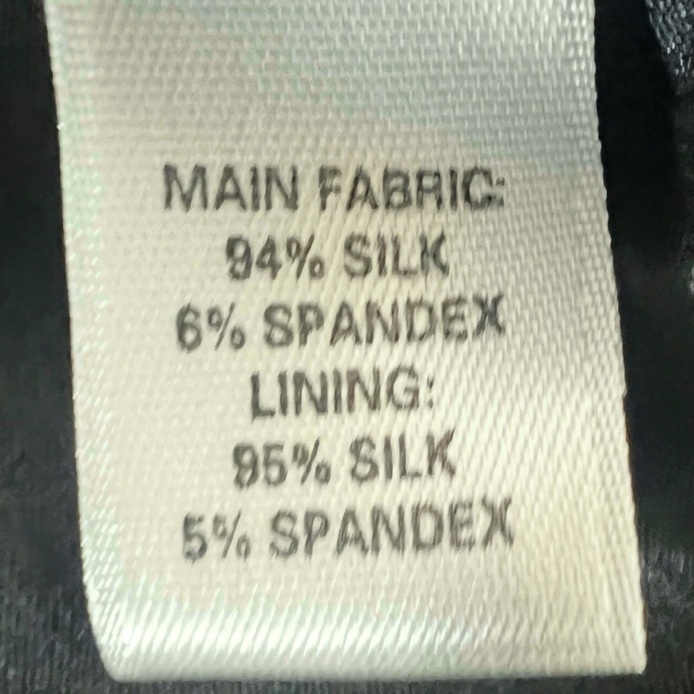 St. John Black Silk Ruffle Front Tank Top Sleeveless Blouse Medium Elegant Work - Picture 6 of 8